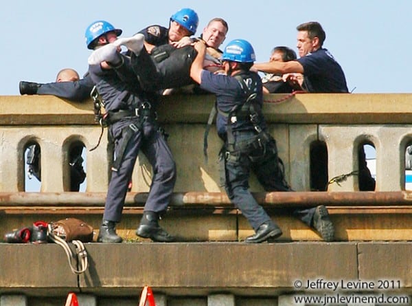 manhattan, new York city, Jeffrey-M-Levine-MD; Jeff-Levine, Dr-Jeffrey-Levine, Jlevinemd, levineartstudio, Brooklyn bridge, suicide, nypd