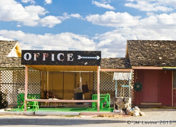 Ghost-motels-arizona, Jeffrey-M-Levine-MD; Jeff-Levine, Dr-Jeffrey-Levine, Jlevinemd, levineartstudio, cactus, desert, ruins, deserted motel